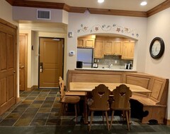Entire House / Apartment Zermatt Villa 2031 - 2 Bedroom 2 Bath Full Kitchen With Resort Amenities (Midway, USA)