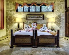 Hotel Sleeping Giant Rainforest Lodge (Belmopan, Belize)