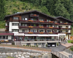 Khách sạn Hotel Alpenblick (Saalbach Hinterglemm, Áo)