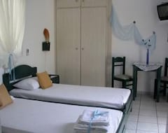 Hotel Floras Rooms (Apollonia, Grecia)