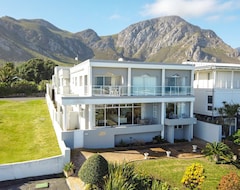 Otel Hermanus Beachfront Lodge (Hermanus, Güney Afrika)