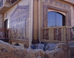 فندق Hotel Roman II (كاتو بافوس, قبرص)