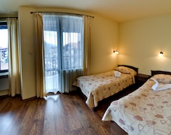 Khách sạn Mountain Romance Family Hotel & Free Spa (Bansko, Bun-ga-ri)