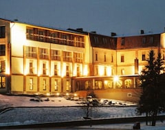 Khách sạn Romantic Boutique Hotel & Spa (Panevėžys, Lithuania)