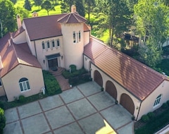 Hele huset/lejligheden New Listing In Broadmoor In Time For Holidays! Italian Villa On Golf Course (Manitou Springs, USA)