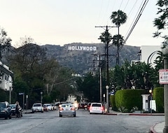 Khách sạn La Mirage Inn - Hollywood (Los Angeles, Hoa Kỳ)