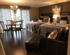 Hotel Bed & Breakfast: Evergreen Inn (Southbury, EE. UU.)