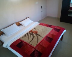 Khách sạn OYO 13778 Shen Green Resorts (Dindigul, Ấn Độ)