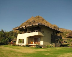 Hotel Malhar Machi Resort (Pune, India)
