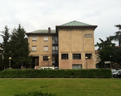 Hotel Italia (Novara, Italy)