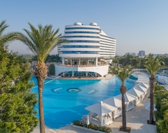 Resort Titanic Deluxe Lara (Antalya, Tyrkiet)