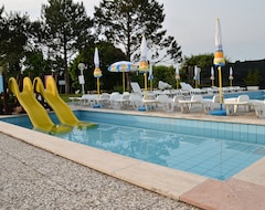 Khách sạn Hotel Sporting (Casarsa della Delizia, Ý)