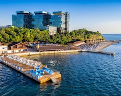 Resort Zolotaya Buhta Hotel (Anapa, Nga)