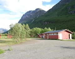 Campingplads BaseCamp Birtavarre (Kåfjord, Norge)