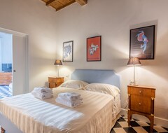 Hotel Magnoli Suite (Florence, Italy)