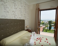 Otel Vivinatura Country resort (Pompei, İtalya)