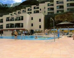 Hotel Mirador del Atlantico (Playa Amadores, Spain)