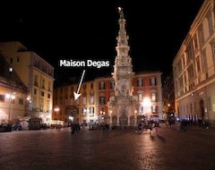 Hotel Maison Degas-Dimora Di Charme (Nápoles, Italia)