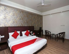 Hotel OYO 13758 XS Residency (Ghaziabad, India)