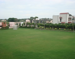Khách sạn Nature Valley (Gurgaon, Ấn Độ)
