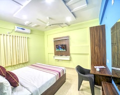 RedKEY Inn Hotel | Near Bangalore Airport | Airport Pickup & Drop Available 24X7 (Bangalore, Indija)