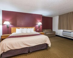 Hotel Bearcat Inn and Suites (Maryville, USA)