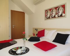 Hotelli Bella Villa Apartments (Riva del Garda, Italia)