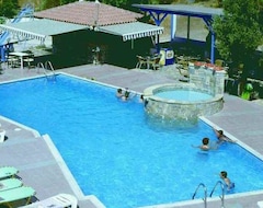 Hotelli Aspres (Kampos Marathokampos - Votsalakia, Kreikka)