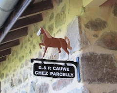 Toàn bộ căn nhà/căn hộ La Vache Sur Le Toit (Perreux, Pháp)