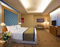 Khách sạn Hotel Byblos (Dubai, Các tiểu vương quốc Ả Rập Thống Nhất)