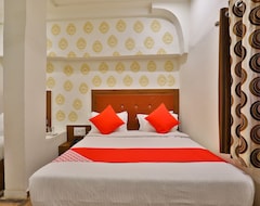 OYO 30712 Hotel Surya (Ahmedabad, Indien)