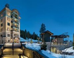 Otel Ski-in/out, shared pool and hot tub, Constellation Residences at The Ritz Carlton: Orion at The Ritz-Carlton Constellation (Truckee, ABD)