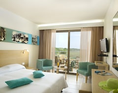 Alea Hotel & Suites (Skala Prinos, Greece)