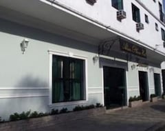 Khách sạn Alzira Plaza (São Lourenço, Brazil)