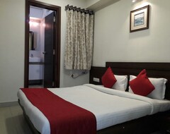 Hotel OYO 6805 The Ghoonghat Banipark (Jaipur, India)