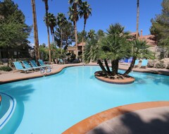 Tüm Ev/Apart Daire Vacationing In Modern, Boutique Style - 2bdr/2bath Quiet Condo Near Strip (Las Vegas, ABD)