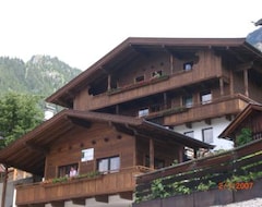 Khách sạn Hotel Wöll (Alpbach, Áo)