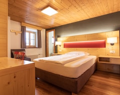 Hotel Meisser Lodge (Guarda, Švicarska)