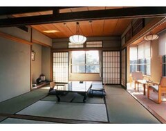 Koko talo/asunto Yanagawa Ohana (Yanagawa, Japani)