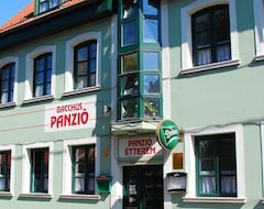 Bacchus Hotel Panzio (Eger, Hungary)