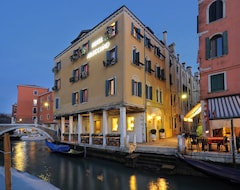 Hotelli Hotel Arlecchino (Venetsia, Italia)