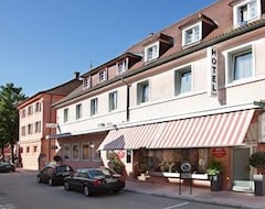 Khách sạn Zum Goldenen Mann (Rastatt, Đức)