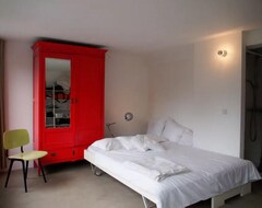 Hotel Lux Family Terrace House (Amsterdam, Netherlands)