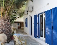 Khách sạn Zinas Pansion (Ios - Chora, Hy Lạp)