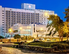 Otel Bratislava (Kyiv, Ukrayna)