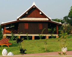 Otel Nam Ou Riverside (Luang Prabang, Laos)