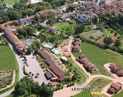 Hotel Ariotto Village (Terruggia, Italien)