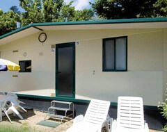 Hotel Aqua Camp Mobile Homes In Camping Porton Biondi (Rovigno, Croazia)