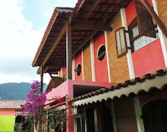 Khách sạn Chale Colonial (Ubatuba, Brazil)
