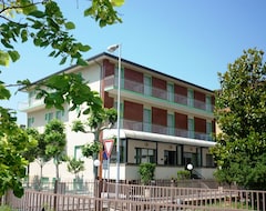 Khách sạn Gladiola (Rimini, Ý)